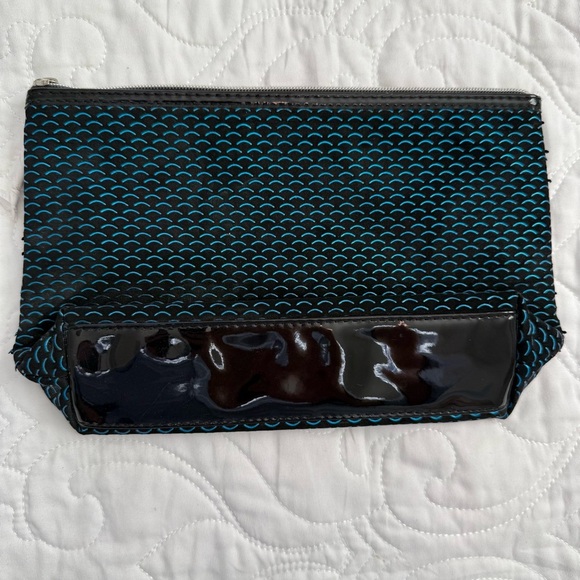 Lancôme Signature Black with Blue Cosmetic Makeup Tavel Clutch Bag New - Picture 4 of 9